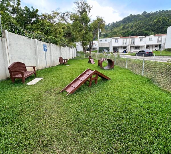 Pet Park